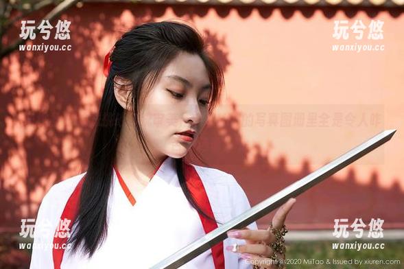 蜜桃社-琉璃lily 蜜桃社 - 妹妹挑战传统审美,琉璃lily的写真图册里全是令人咋舌的选项。