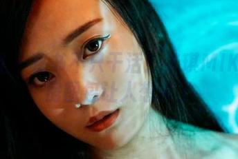 蜜桃社 – 秘书不只干活！米琪MIKI的私房图包让人想多了