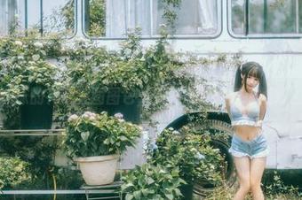 这波蠢沫沫的花嫁美图图包，有种让人想租个婚纱的冲动～