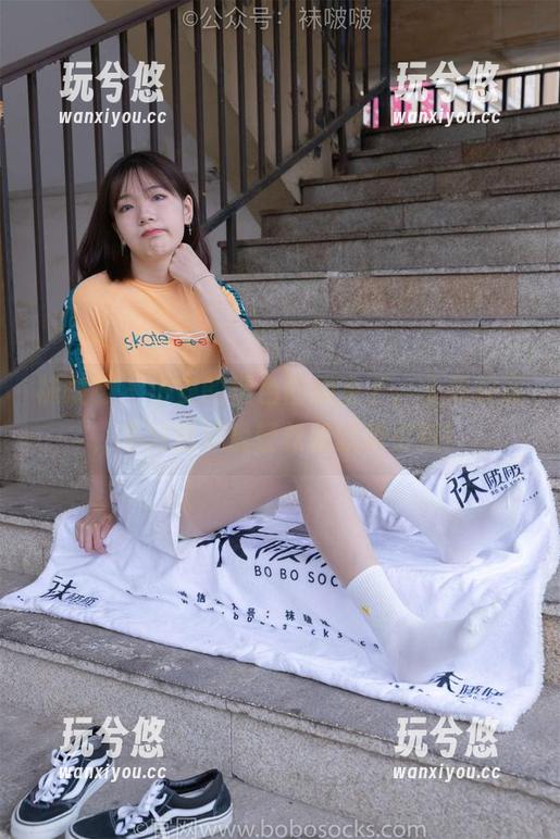 袜啵啵-小安 袜啵啵 - 小安的黑色图册来了,免费领取,不好意思轻轻松松就吸引到!