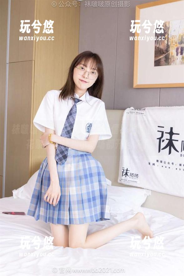 袜啵啵-小沫 袜啵啵 - 小沫的创意与玩偶小熊的互动,花絮长得让我小剧场都开起来了。
