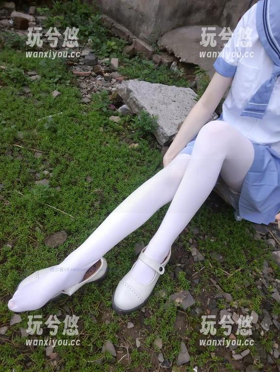 拿西尔酱的修女cos来挑战我的眼球极限，不信你试试！