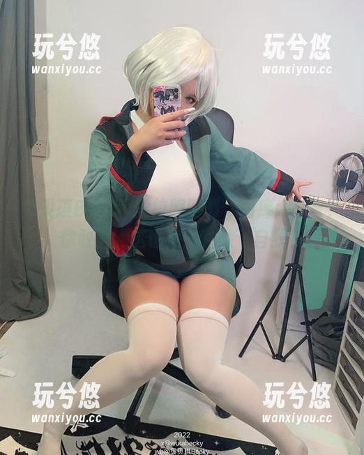 贝贝琪Becky的校服时刻，图库大分享！你敢信，这也是一种放飞自我？