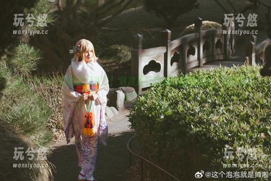 这个泡泡就是逊啦 这个泡泡就是逊啦又来了!这次是长腿版的原图更新,让我流口水了~