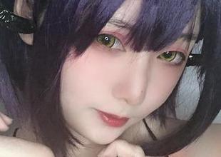 青水百合子用美图为万圣节加点“鬼气”！这妆容，真怕吓到我自己。