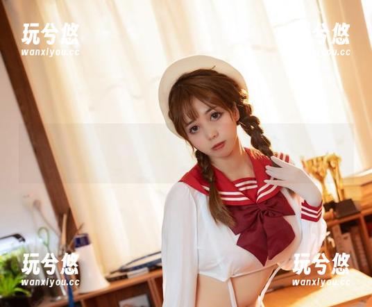修女造型中的魅瞳meroko：当乖乖女与叛逆者擦出火花！